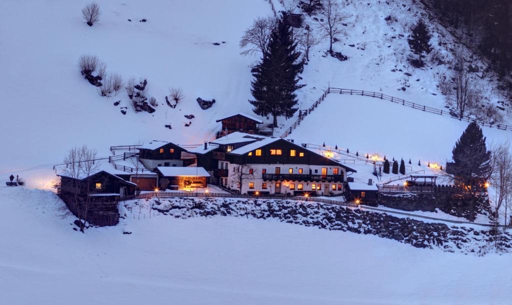 Lechnerhof Bed & Breakfast Лутаго Екстериор снимка